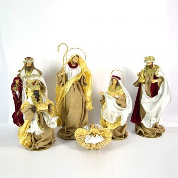Natività in abiti oro